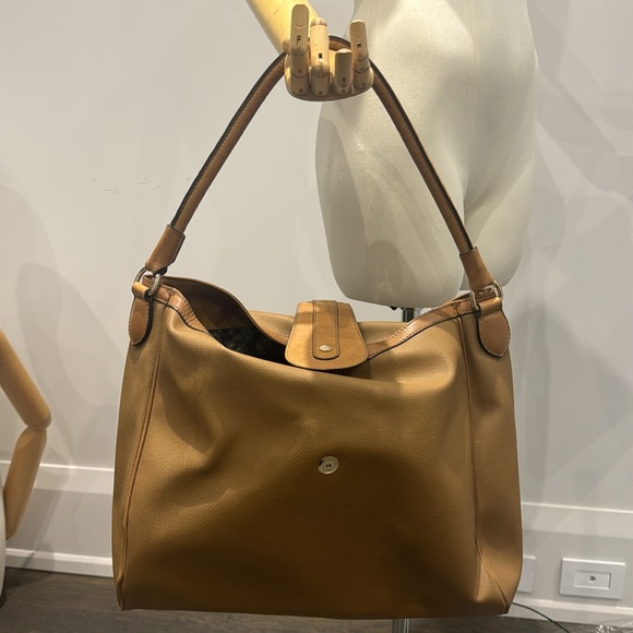 Pre-owned Escada shoulder bag women's leather. - Picture 9 of 16